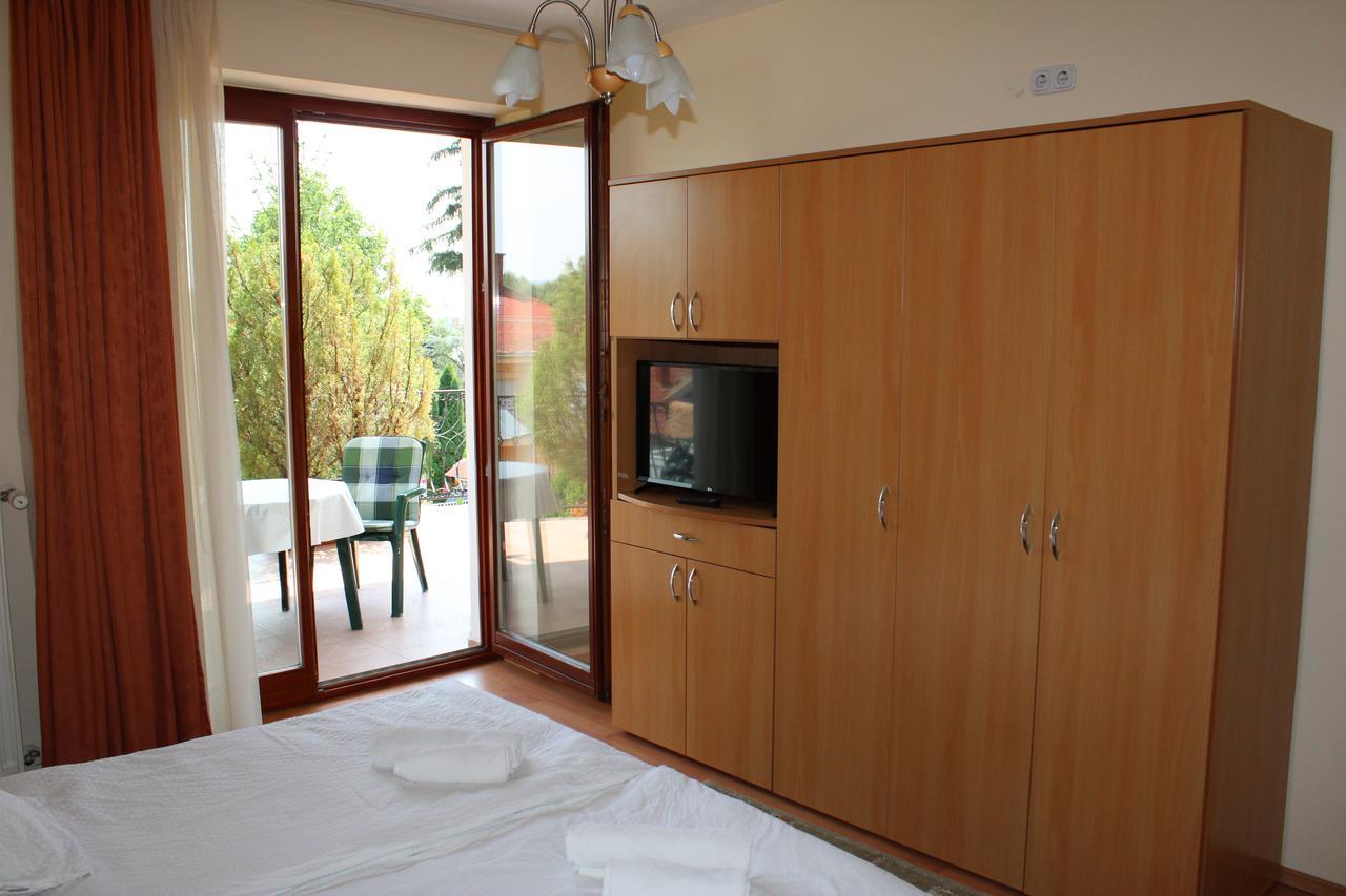 Erika Apartmanhazak Heviz Ngoại thất bức ảnh
